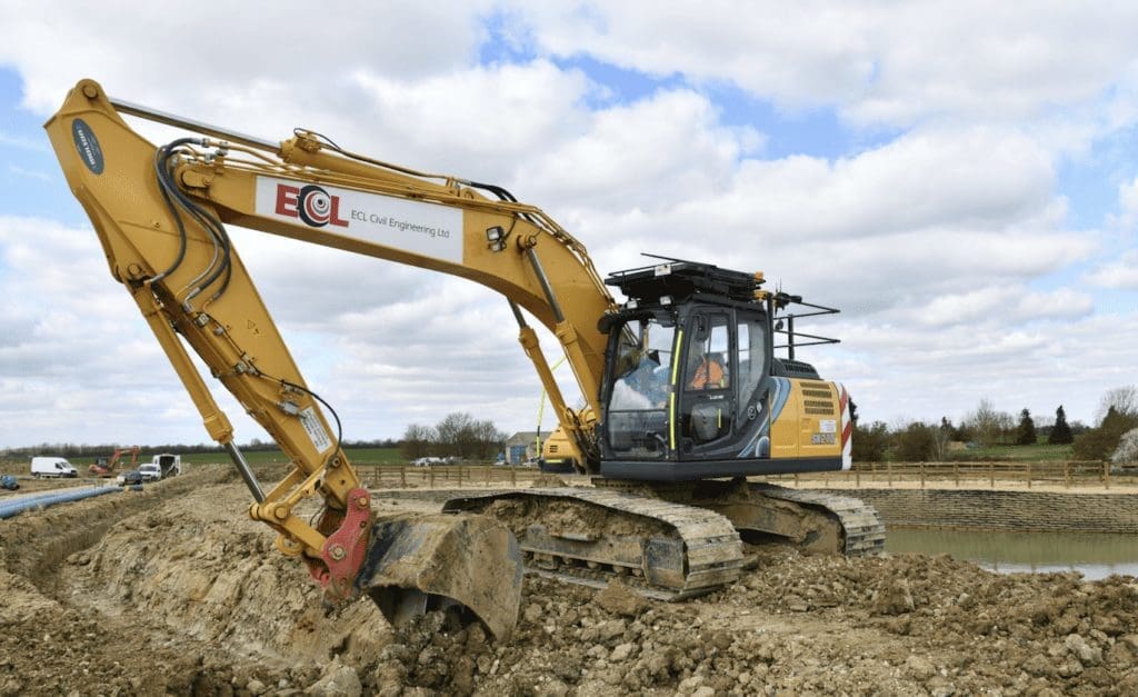 WHAT ARE THE SAFETY CHALLENGES IN CONSTRUCTION?